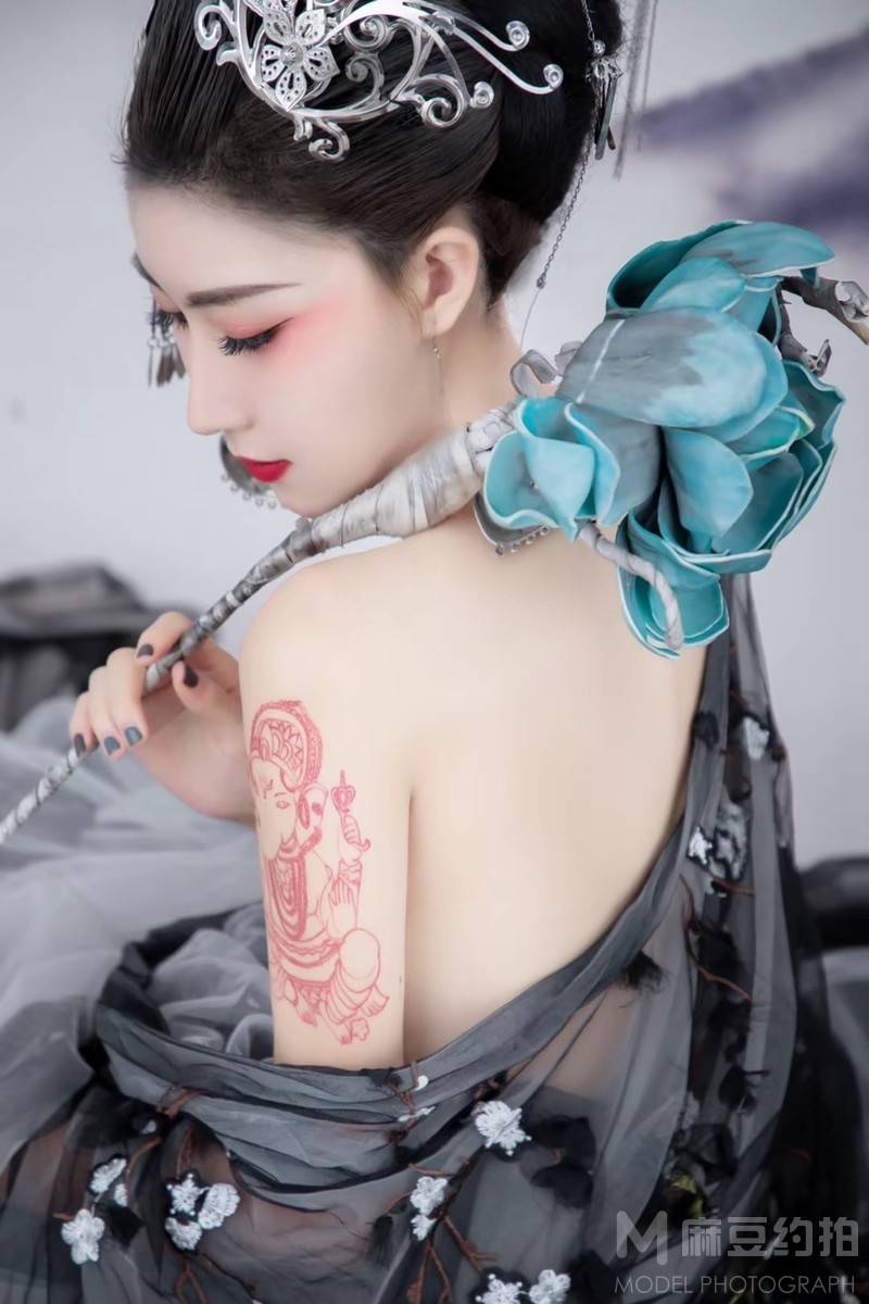 复古模特
