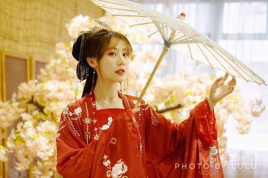 妆容模特