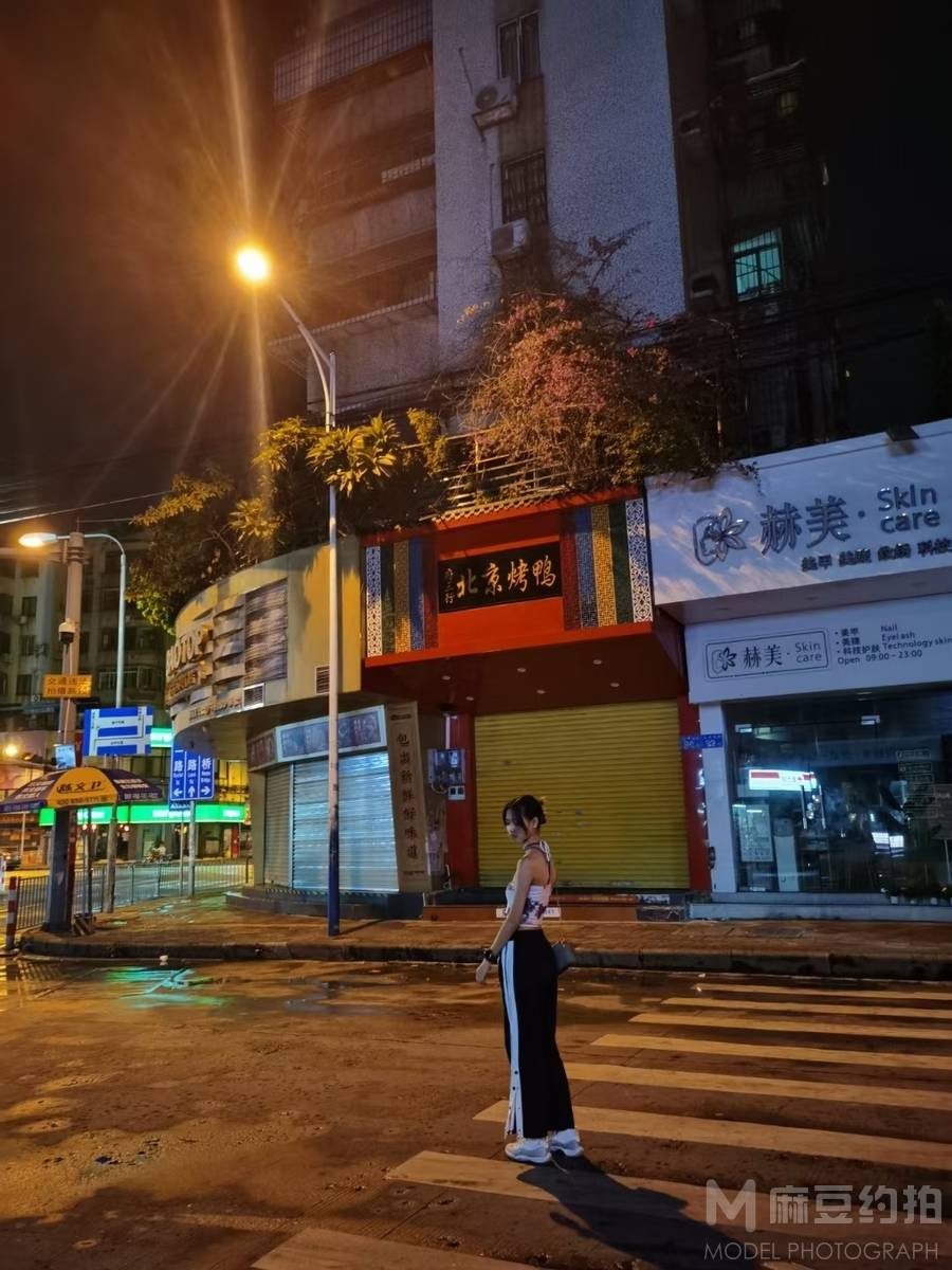 清新模特