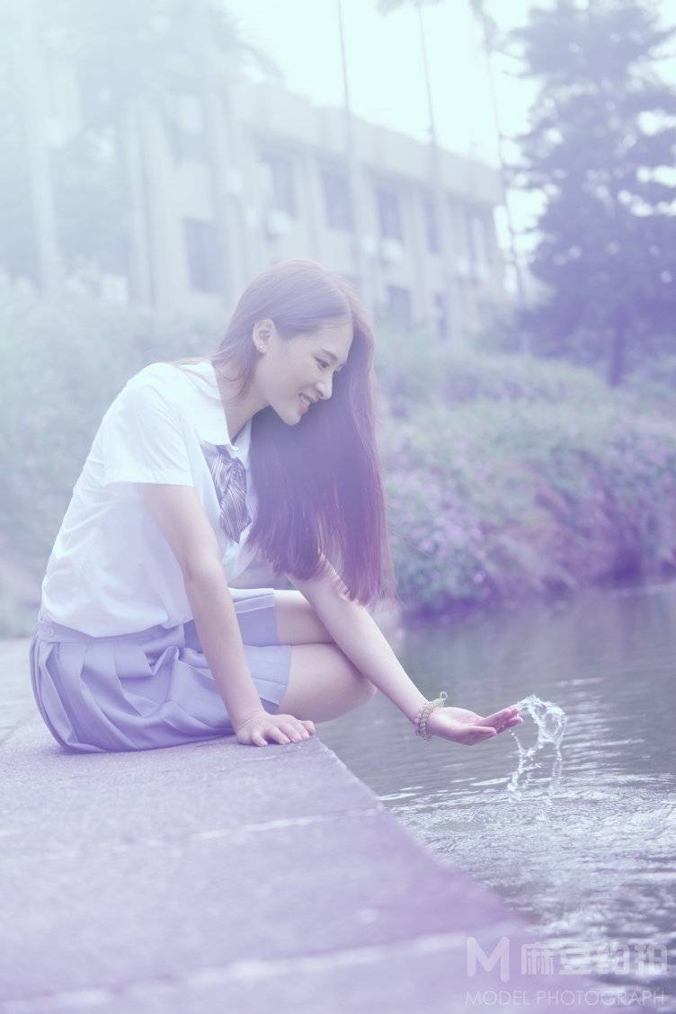 校园模特