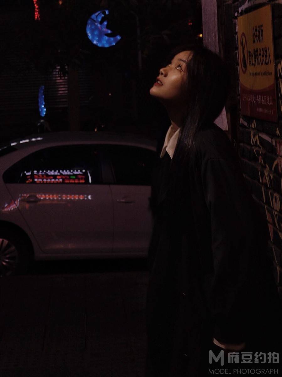 夜景模特