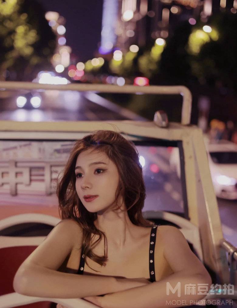 夜景模特
