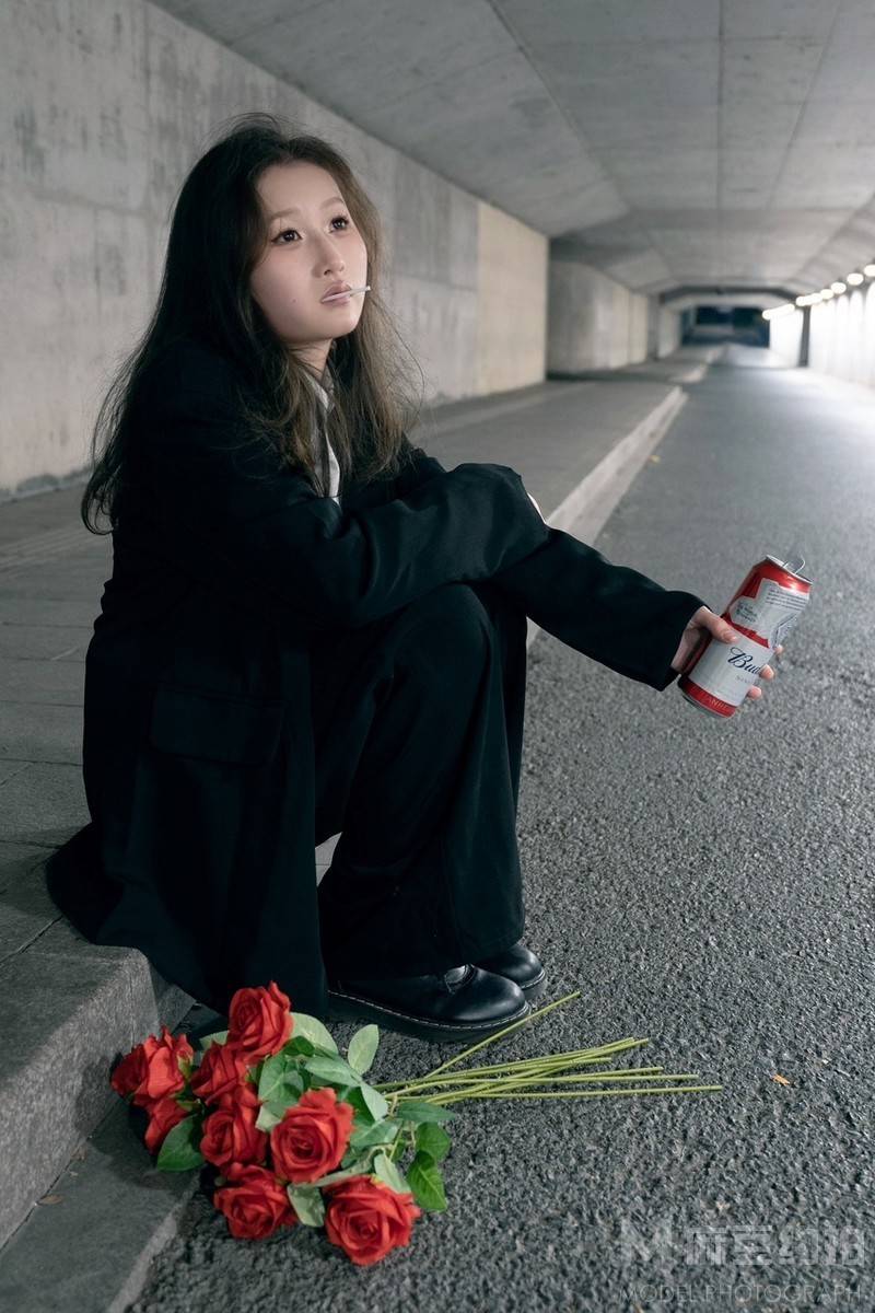 情绪模特