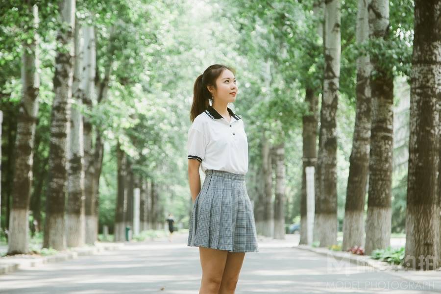 校园模特