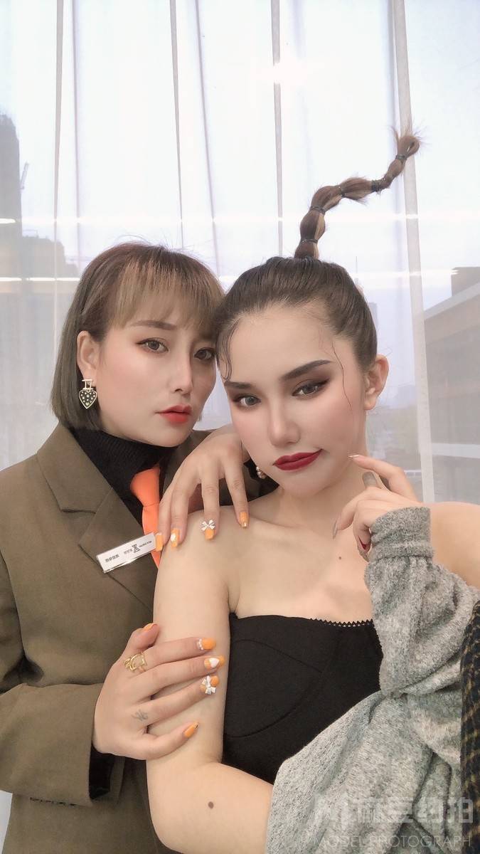 妆容模特