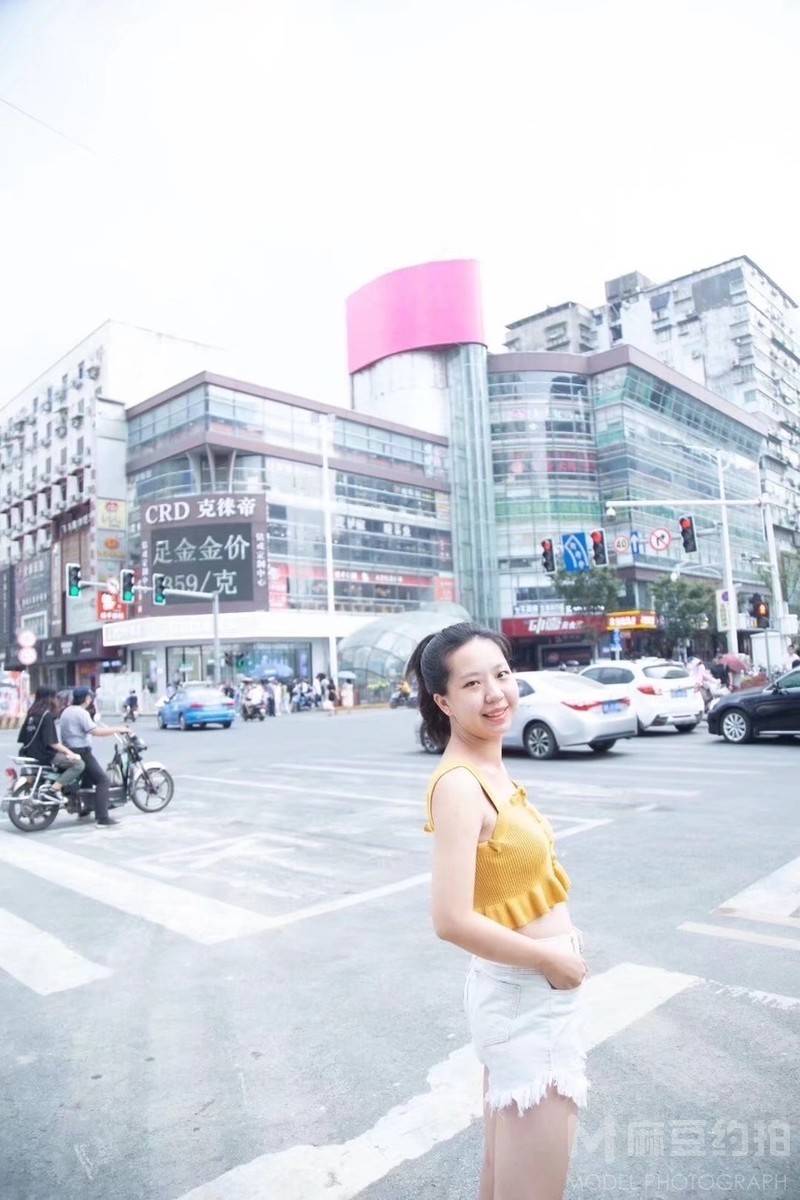 校园模特