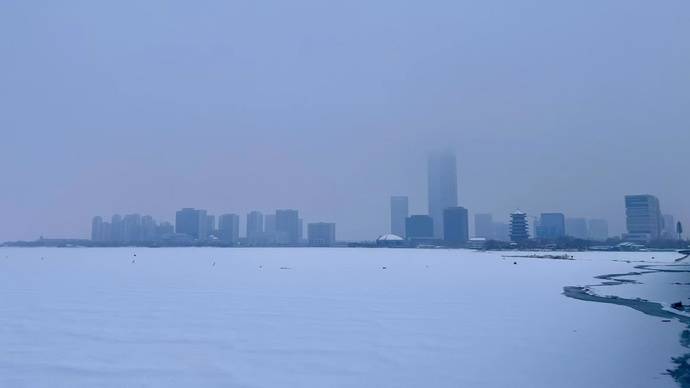 银川悦海湖一角