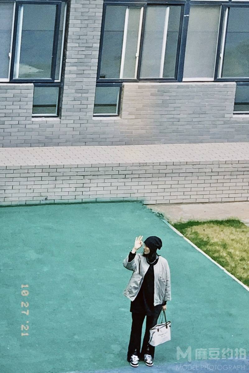 校园模特