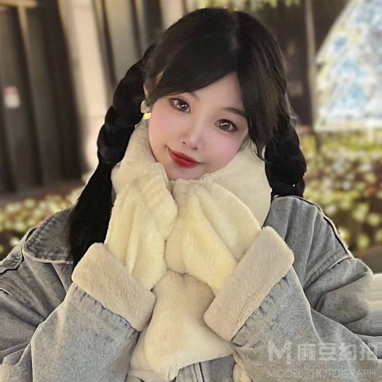 宝丽来模特