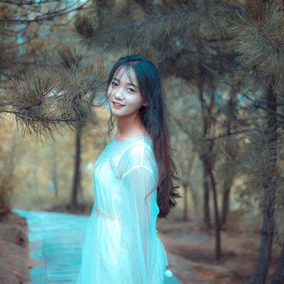 清新模特
