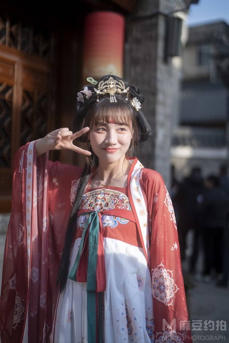 汉服模特