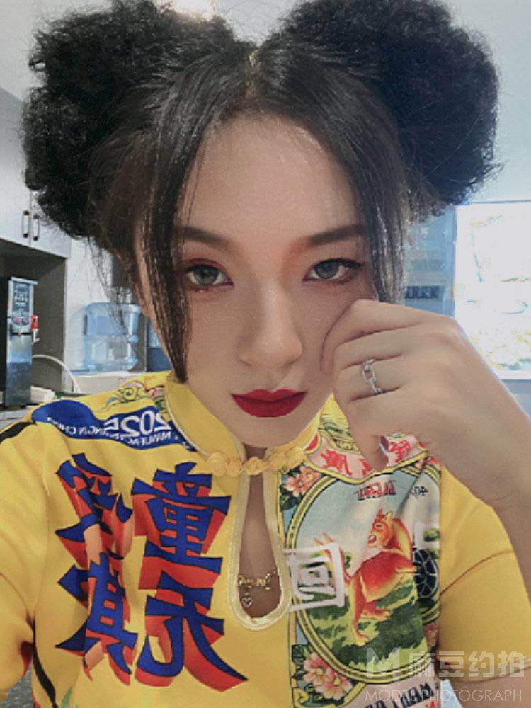 暗黑模特