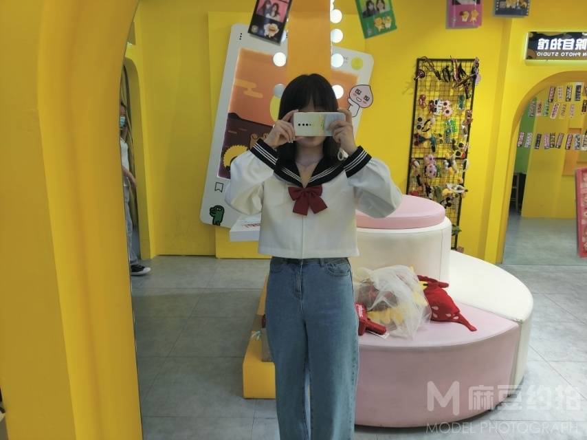 校园模特