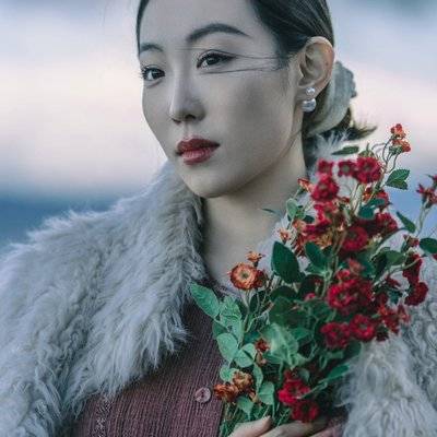 情绪模特