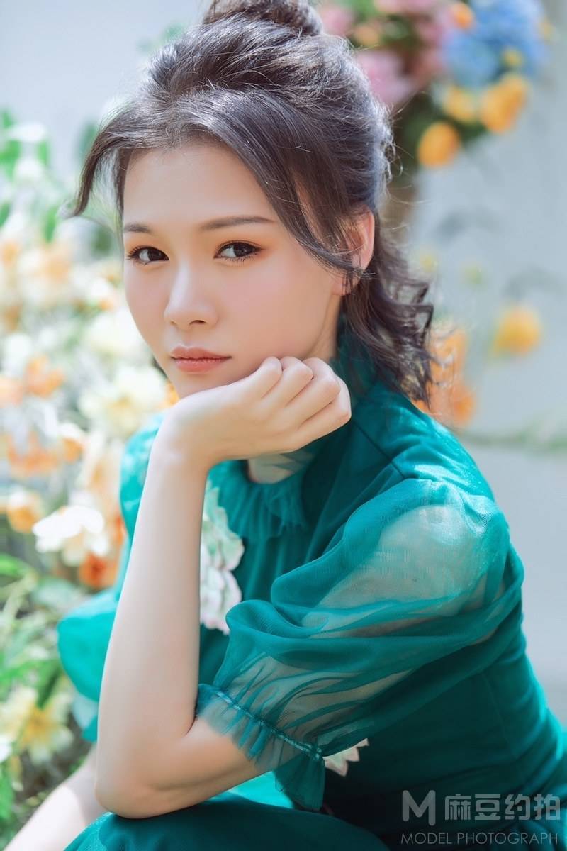 清新模特