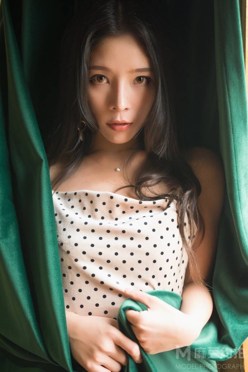 宝丽来模特