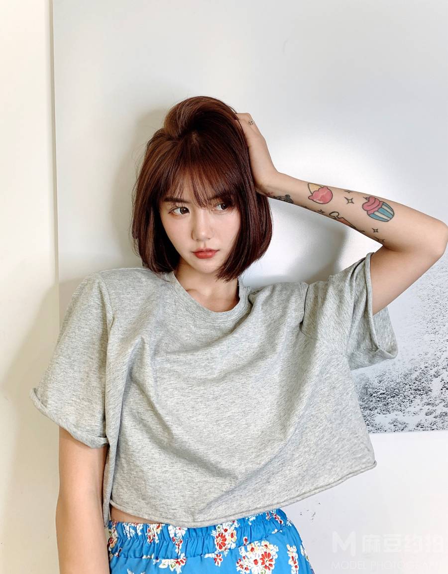 妆容模特
