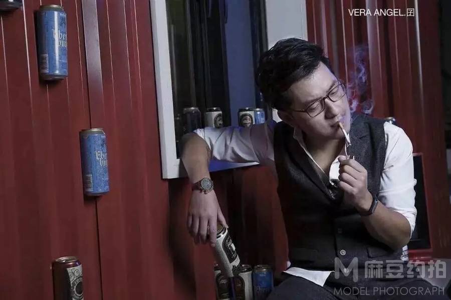 纪实模特