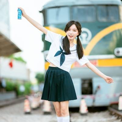 清新模特