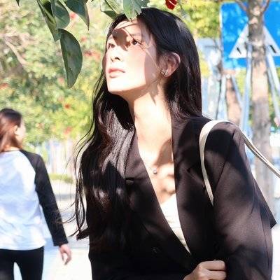 黑白模特
