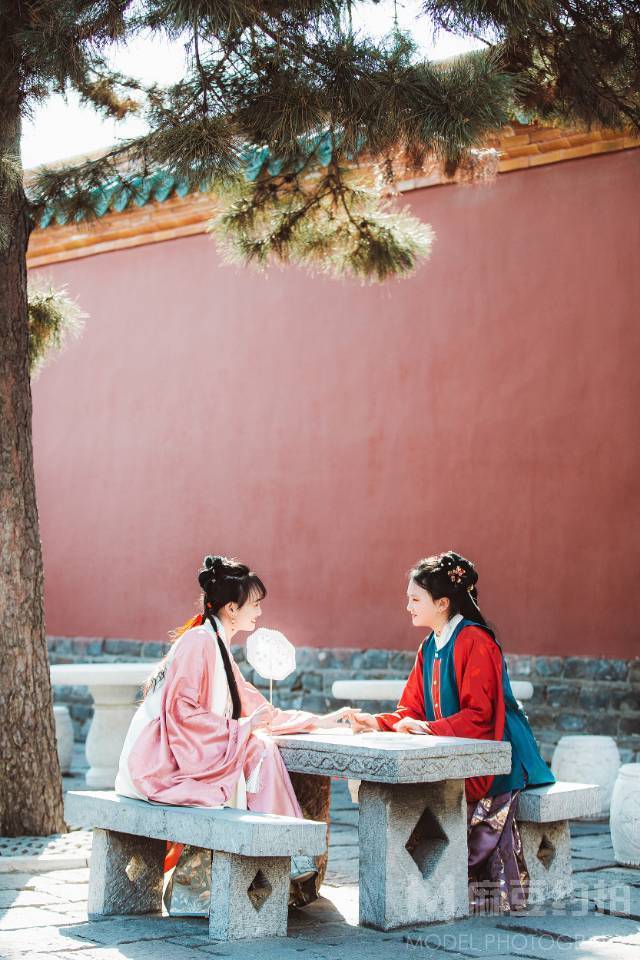 汉服模特