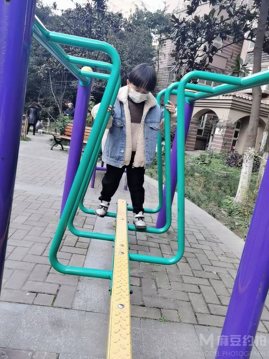 清新模特