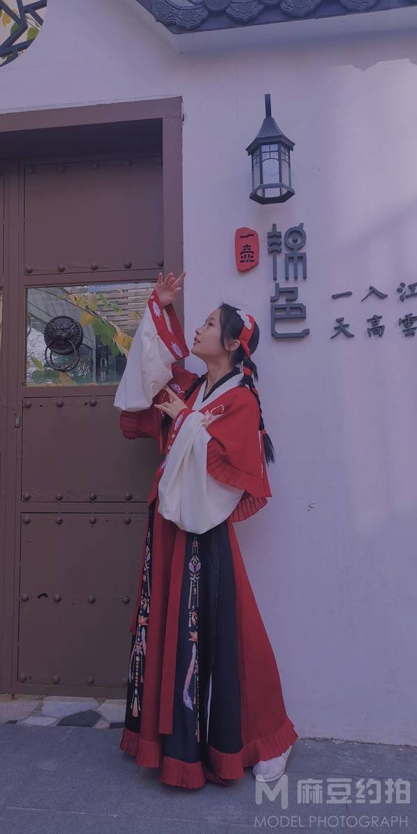 汉服模特