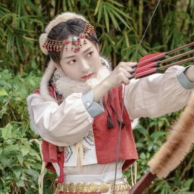 汉服模特