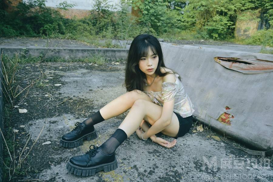 黑白模特