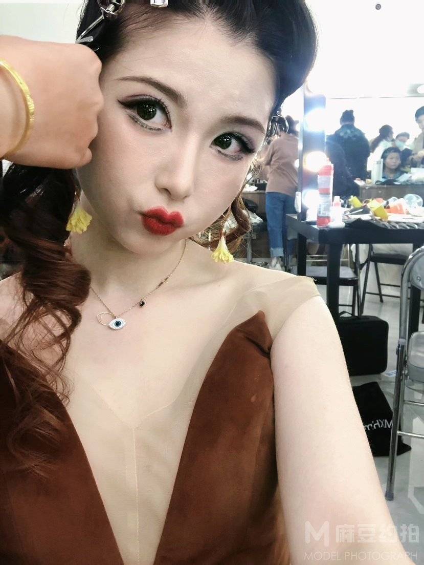 复古模特