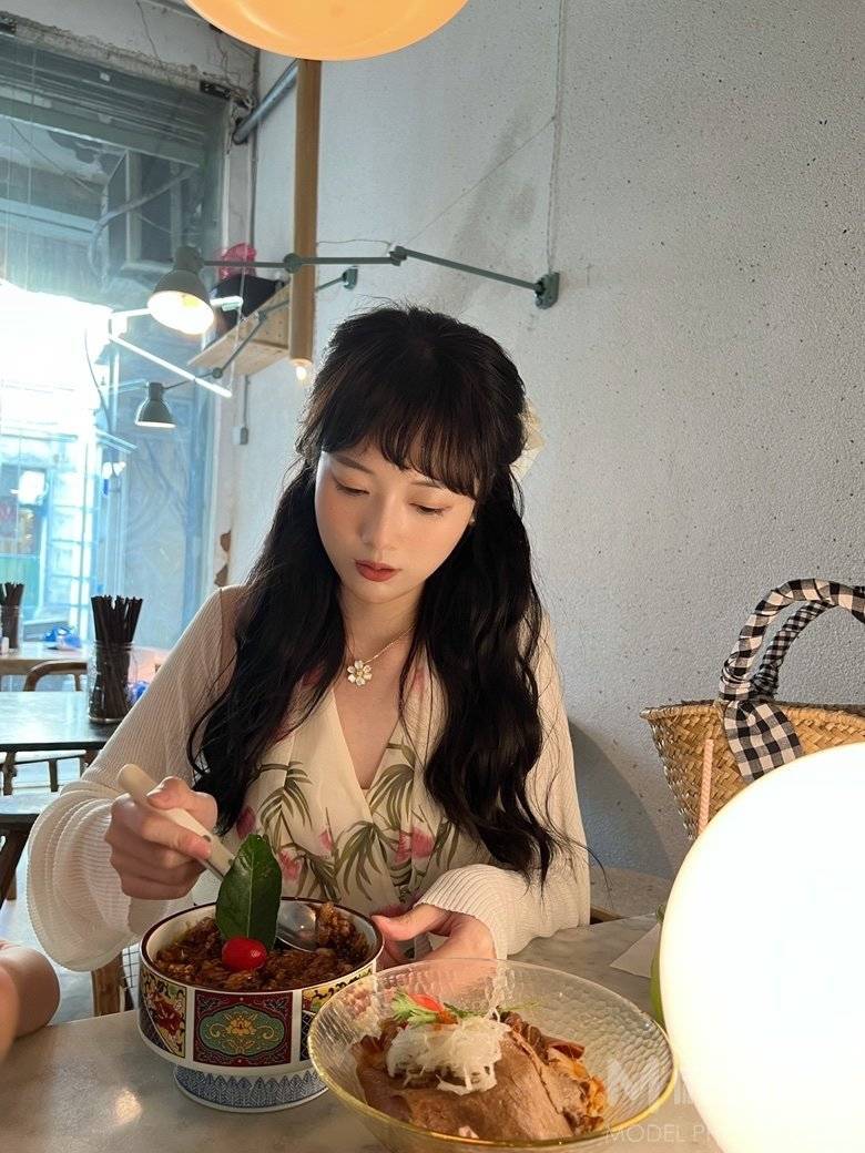 韩系模特