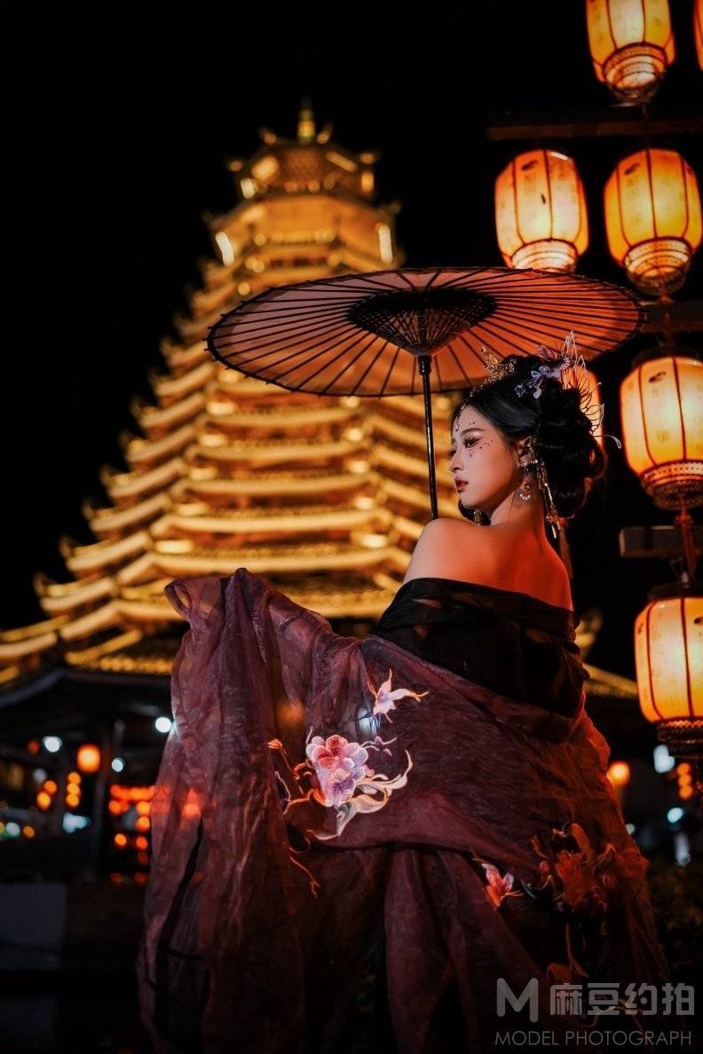 夜景模特