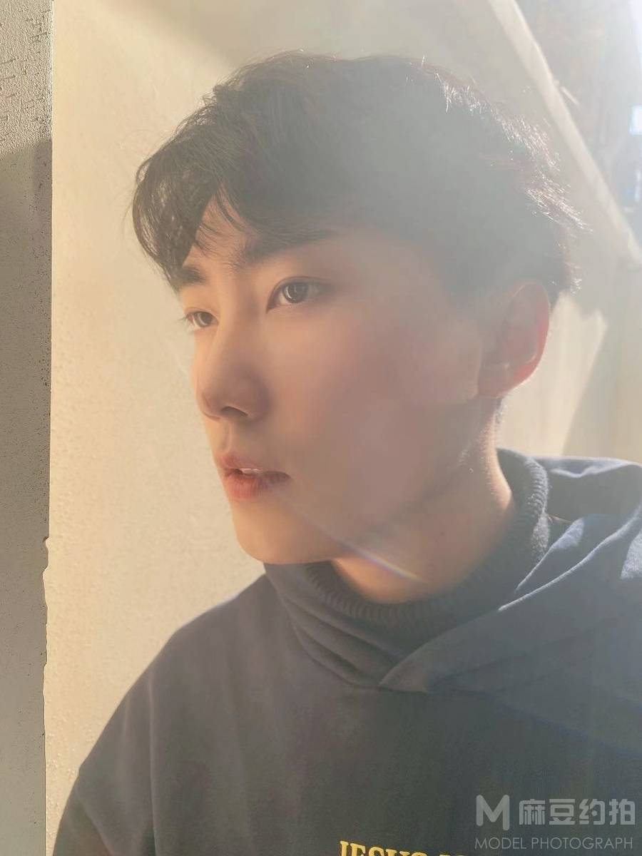 纪实模特