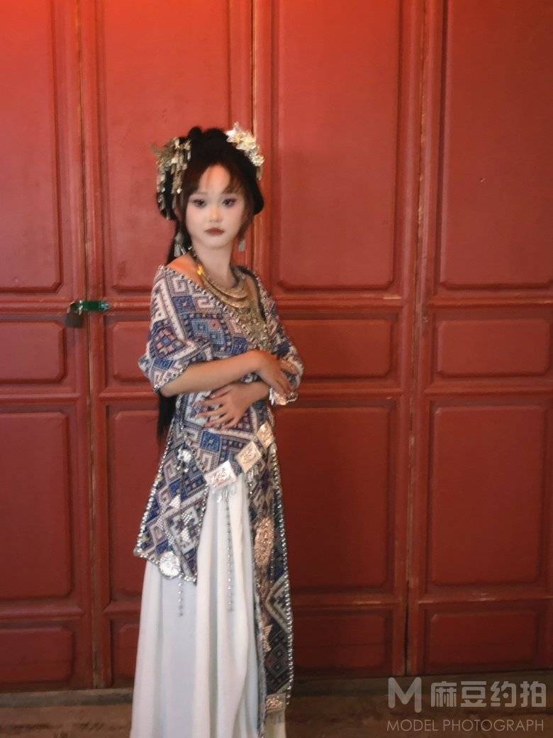 妆容模特