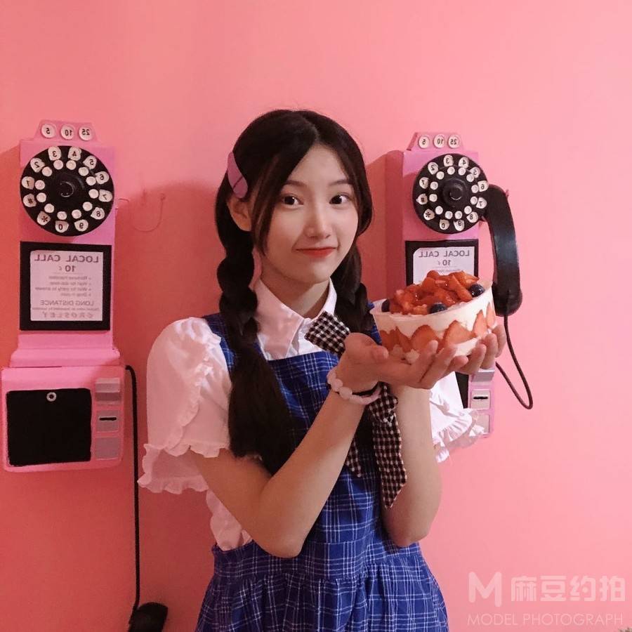 校园模特