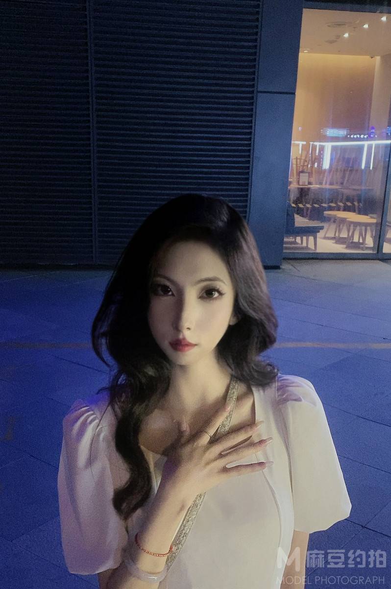 夜景模特