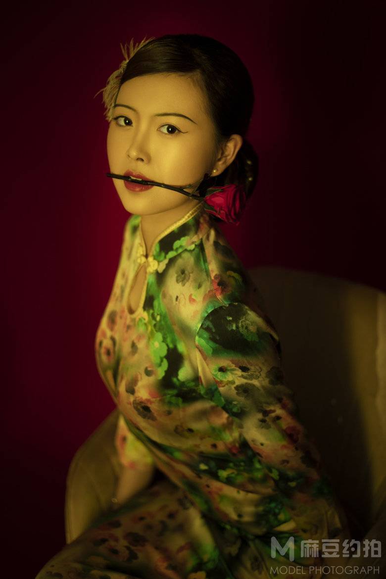 情绪模特