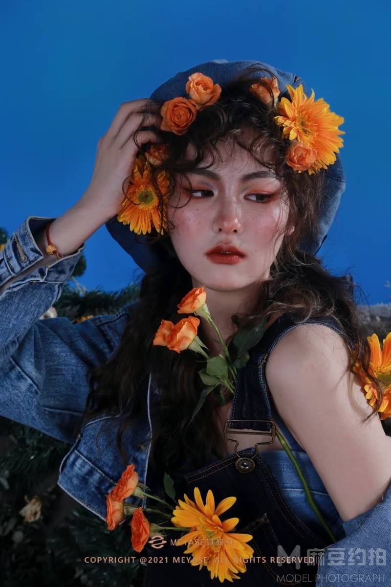 情绪模特