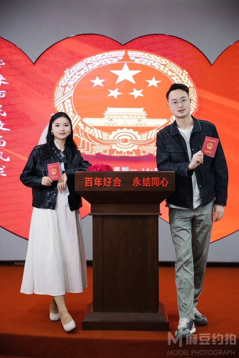 情侣模特
