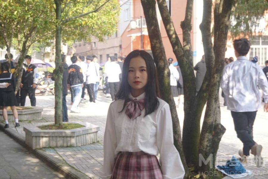 校园模特