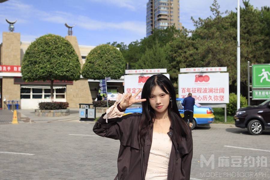 妆容模特