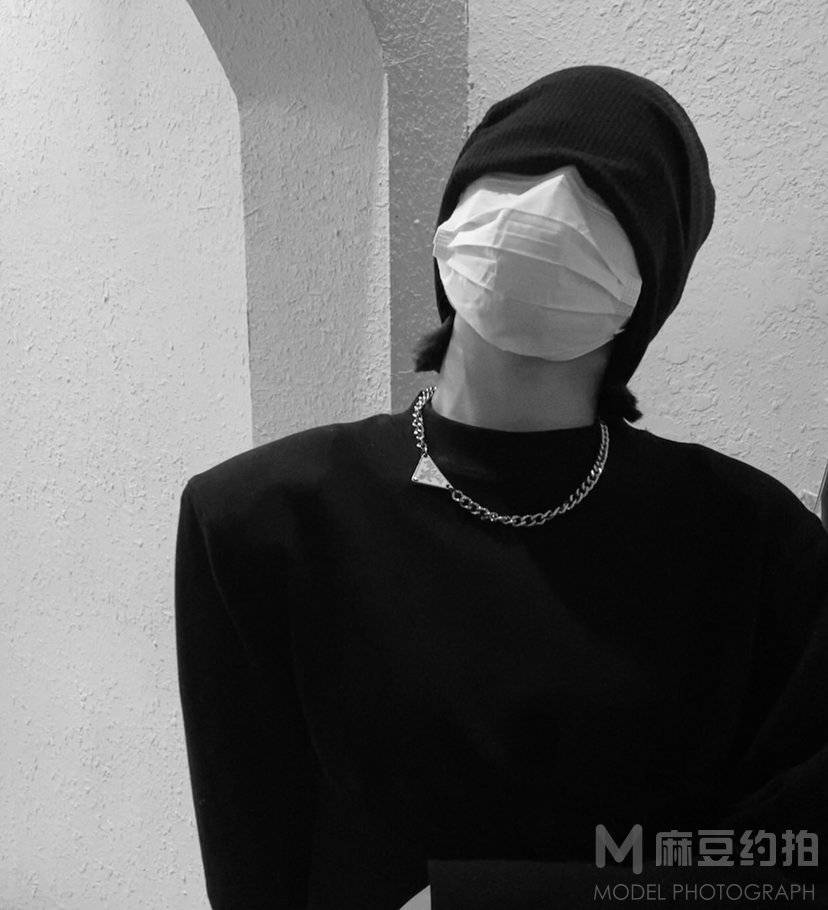黑白模特