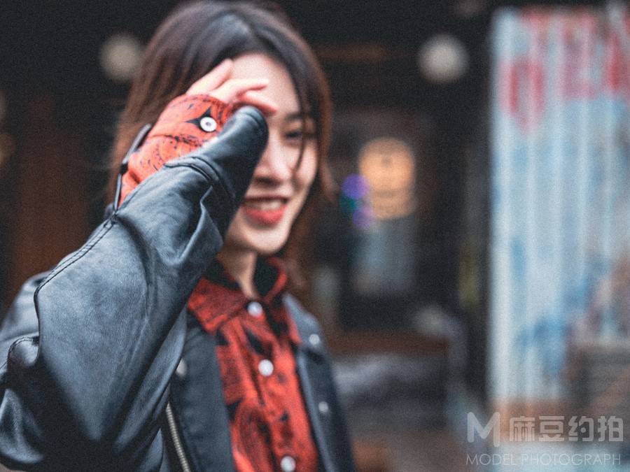 情绪模特
