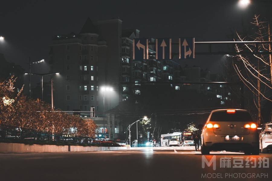夜景模特