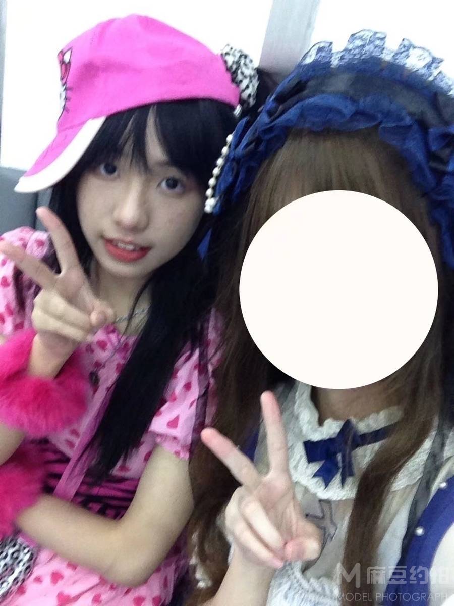 妆容模特