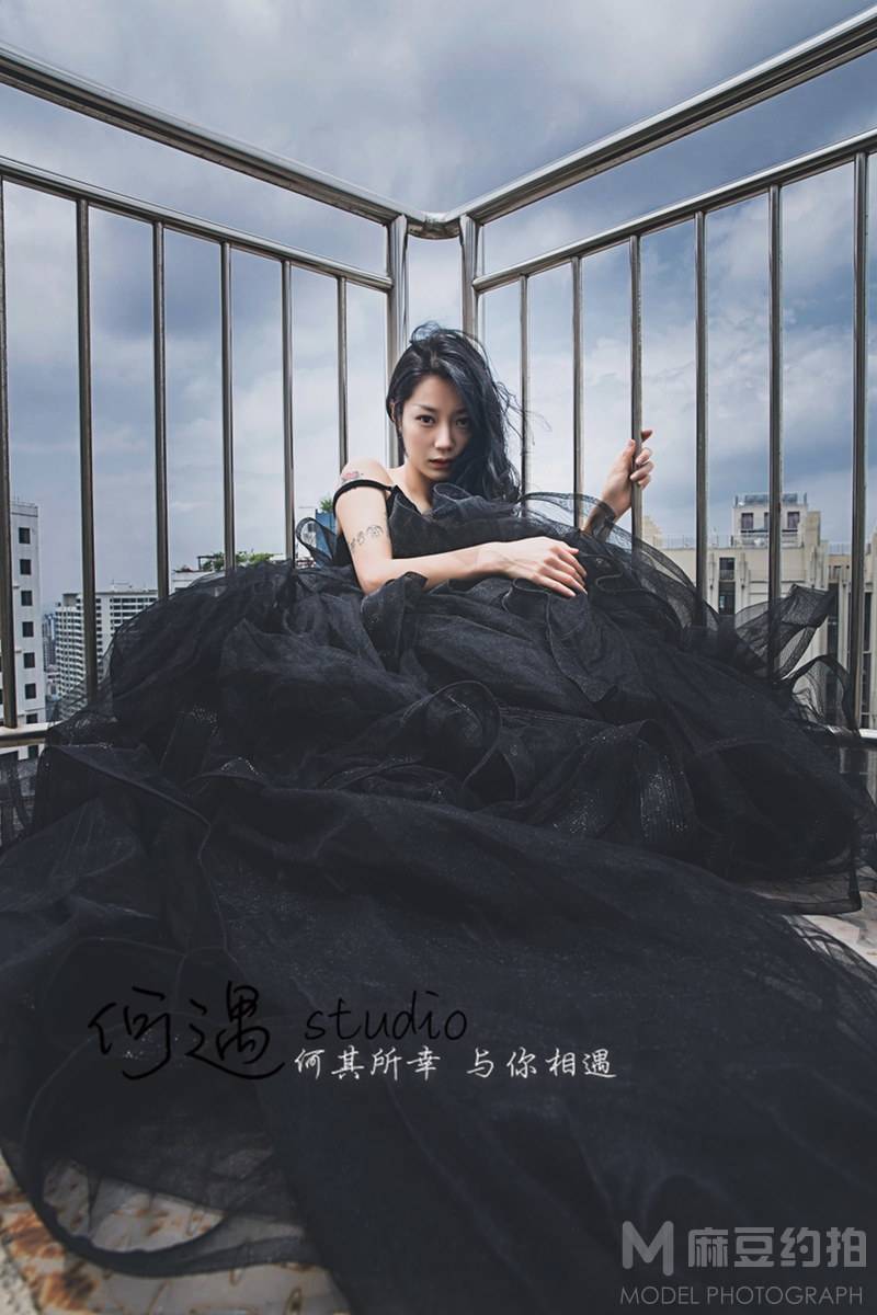 暗黑模特
