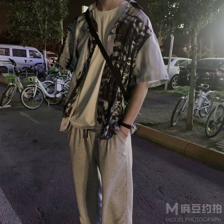 情侣模特