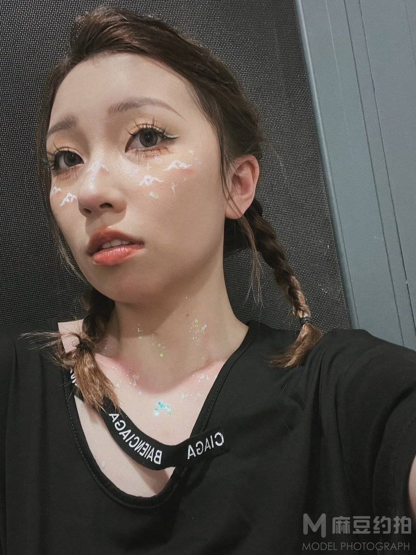 情侣模特