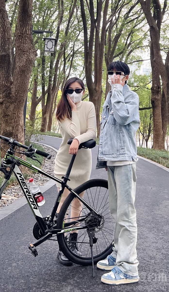 清新模特