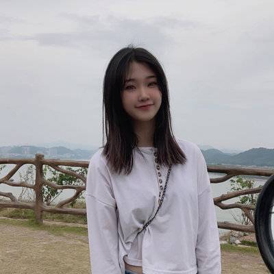 黑白模特